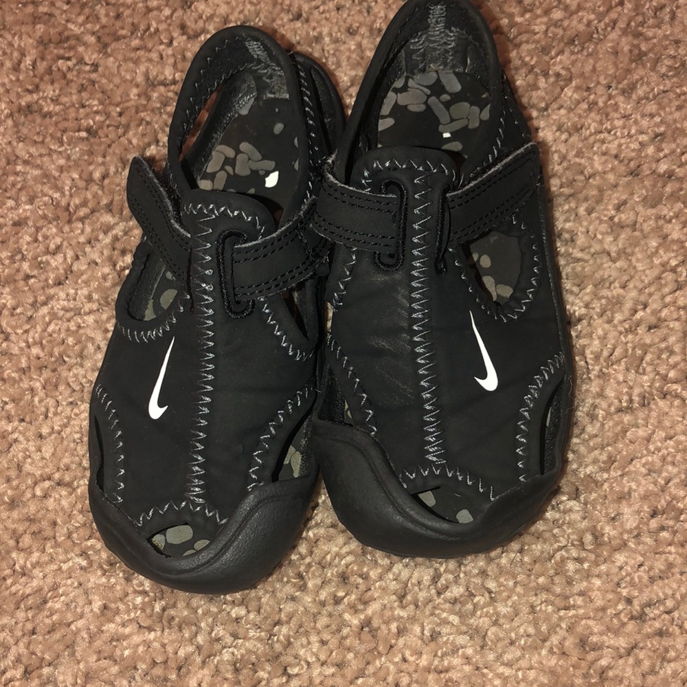 Nike sandals